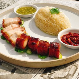 -ข้าวมันหมูแดงฮ่องกง+หมูกรอบ-