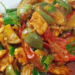 ข้าวหมูผัดมะเขือ