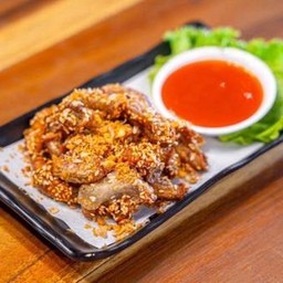 ไส้อ่อนทอดกระเทียม