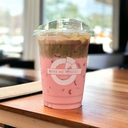 ICED STRAWBERRY LATTE
