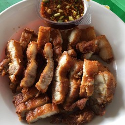 สามชั้นทอดน้ำปลา (เป็นกับข้าว)