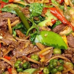 ผัดฉ่าเนื้อ