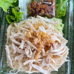 Khun V kitchen หมู่บ้าน Golden Valley sriracha