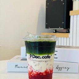 Strawberry X Green Tea Milk