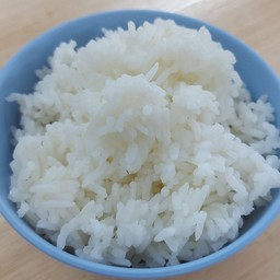 ข้าวสวยหอมมะลิแท้ 100%