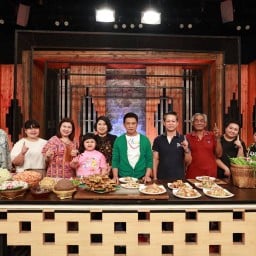 เจ๊เป้า ส้มตำไฮโซ เจ้าเก่าไทยศิลป์ บขสเก่า ย้ายมา ถ.สืบศิริ