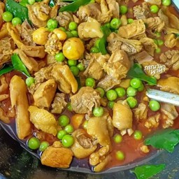 แกงพริกไก่บ้าน