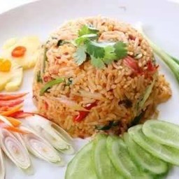 ข้าวผัดต้มยำ