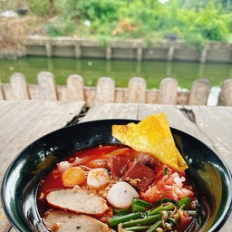 ก๋วยเตี๋ยว เย็นตาโฟ