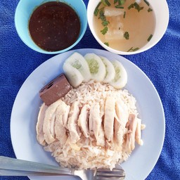ข้าวมันไก่ฮ่องเต้น้ำจิ้มสูตรมหัศจรรย์