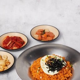 ข้าวผัดกิมจิ