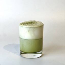 Matcha latte ice