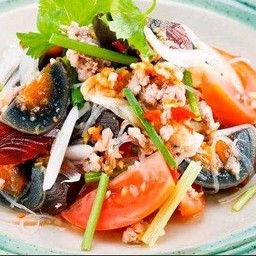 ยำไข่เยี่ยวม้า