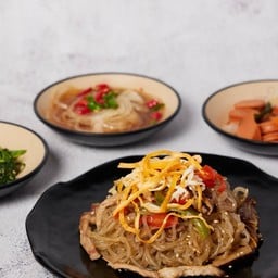 ผัดวุ้นเส้นเกาหลี