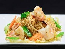 ผัดมาม่ากุ้ง