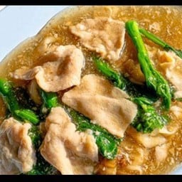 ราดหน้าเส้นใหญ่