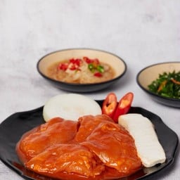 เนื้อไก่หมักซอสเผ็ด