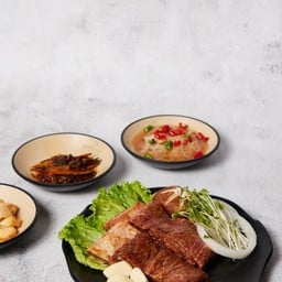 เนื้อส่วนซี่โครงหมักซอส