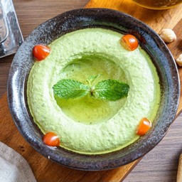 Hummus Basil