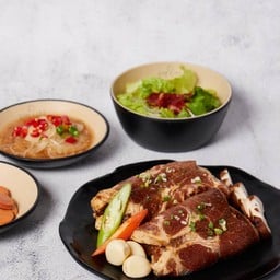 ซี่โครงหมูหมักซอส