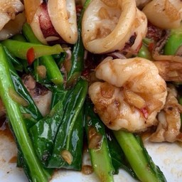 คะน้าทะเลเป็นกับ