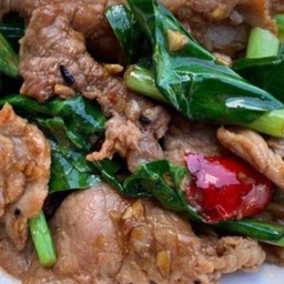 คะน้าเนื้อเป็นกับ