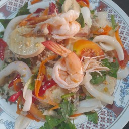ยำรวมมิตรวุ้นเส้น