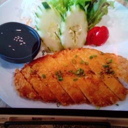 หมูชุปเกล็ดขนมปัง