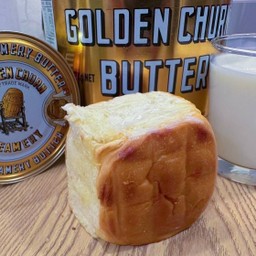 ขนมปังปิ้ง เนยถังทอง-นมข้น-น้ำตาล