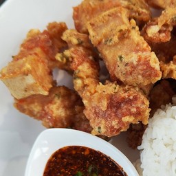 หมูสามชั้นทอดน้ำปลาสูตรเด็ด