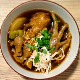 ข้าวผัดน้ำพริก ก๋วยเตี๋ยวแห้ง ก๋วยเตี๋ยวไก่