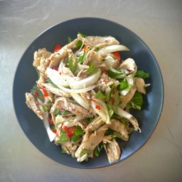 ยำไก่เวียดนาม