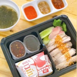 財 ไช้ ข้าวมันไก่ สไตล์สิงคโปร์ -