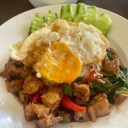 อาหารตามสั่ง(ครัวฮิม-ฮั๊ว) การเคหะสันกำแพง