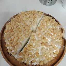 พายมะพร้าวแมคคาดีเมีย