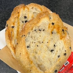 ขนมปังมะกอกปิ้ง 2 แผ่น