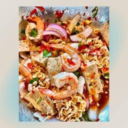 ยำมาม่าทะเล