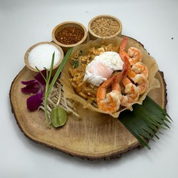 ผัดไทยกุ้งสด+ไข่ออนเช่น