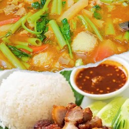 ชุดข้าวสามชั้นทอดน้ำปลา+แกงส้มหมูสามชั้น