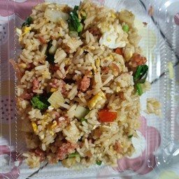ข้าวผัดแหนม