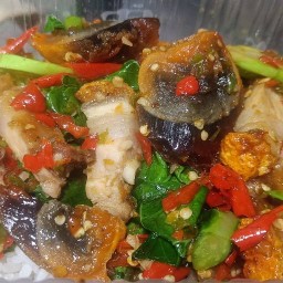 ข้าวไข่ข้น&กะเพราหมูกรอบ หนองกะขะ