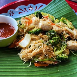 สุกี้เส้นหมี่หมูแห้ง