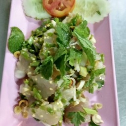 เนื้อปลาพล่า