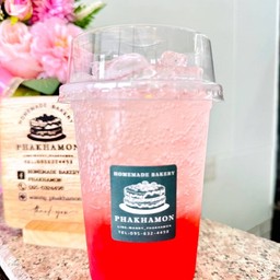 สตอเบอรี่โซดา