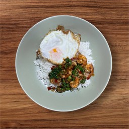 กะเพรากุ้ง