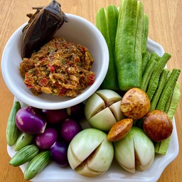 น้ำพริกแมงดา_ผักสด