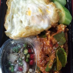 ข้าวผัดพริกหมูชิ้น