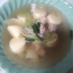 ร้านข้าวสวยกระเพราหอม