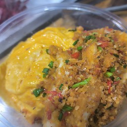 ไข่ข้นไก่กรอบคั่วพริกเกลือ ราดข้าว