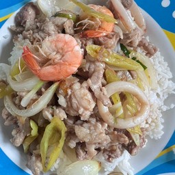 ผัดพริกหยวกราดข้าว